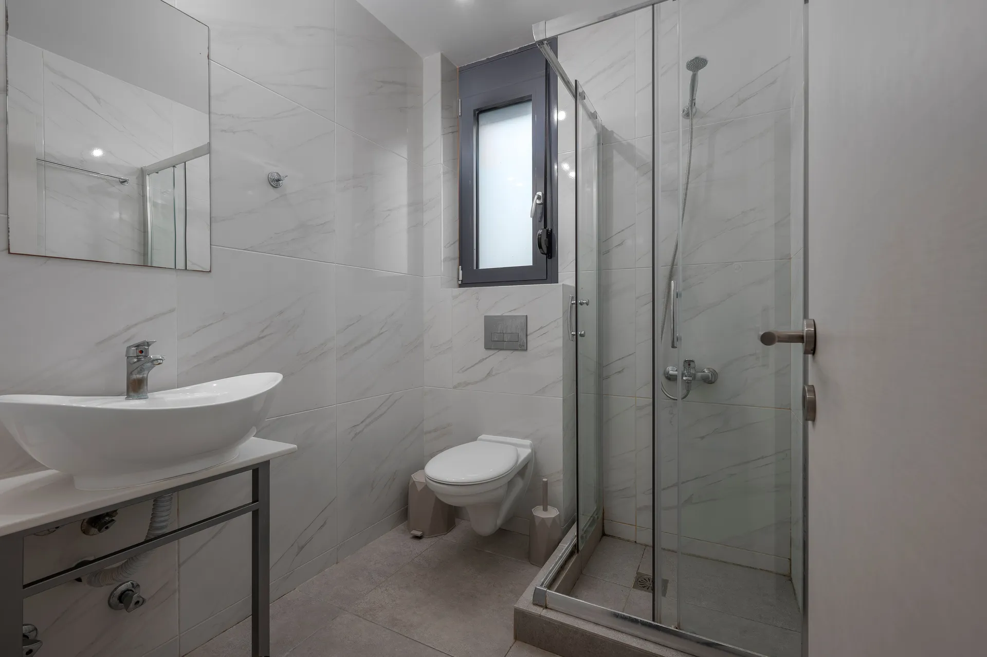 Tiara Holidays - Cavo Blue Coastal Living - Family Room Sea View Ground Floor - bathroom